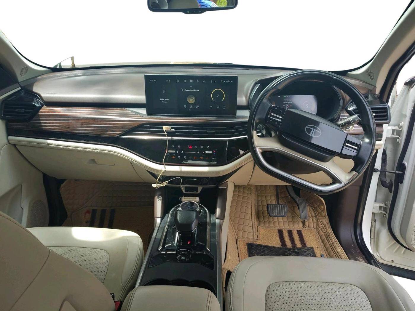 2023 Tata Safari Accomplished Plus AT, Diesel, Automatic, 57,337 km, interior