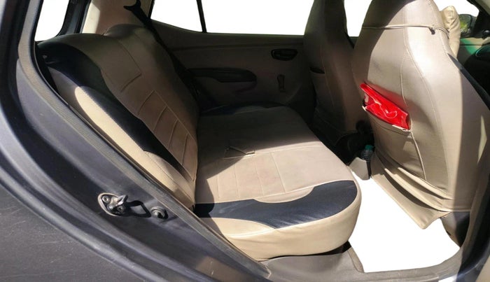 2011 Hyundai i10 ERA 1.1, Petrol, Manual, 1,83,394 km, interior