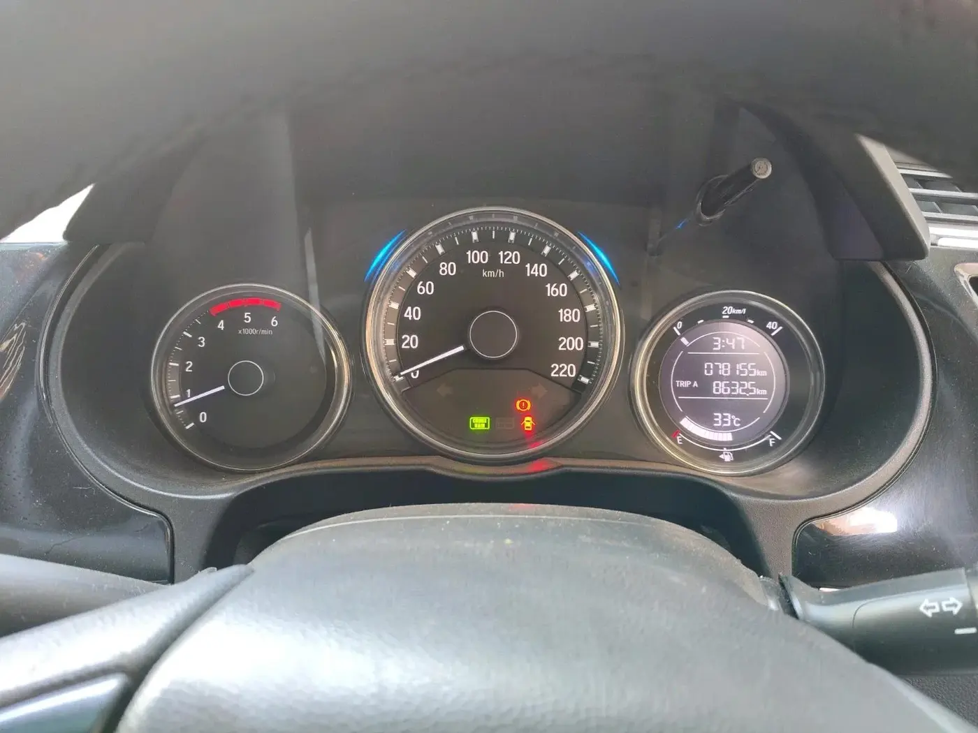 2018 Honda City 1.5L I-DTEC V, Diesel, Manual, 78,166 km, interior