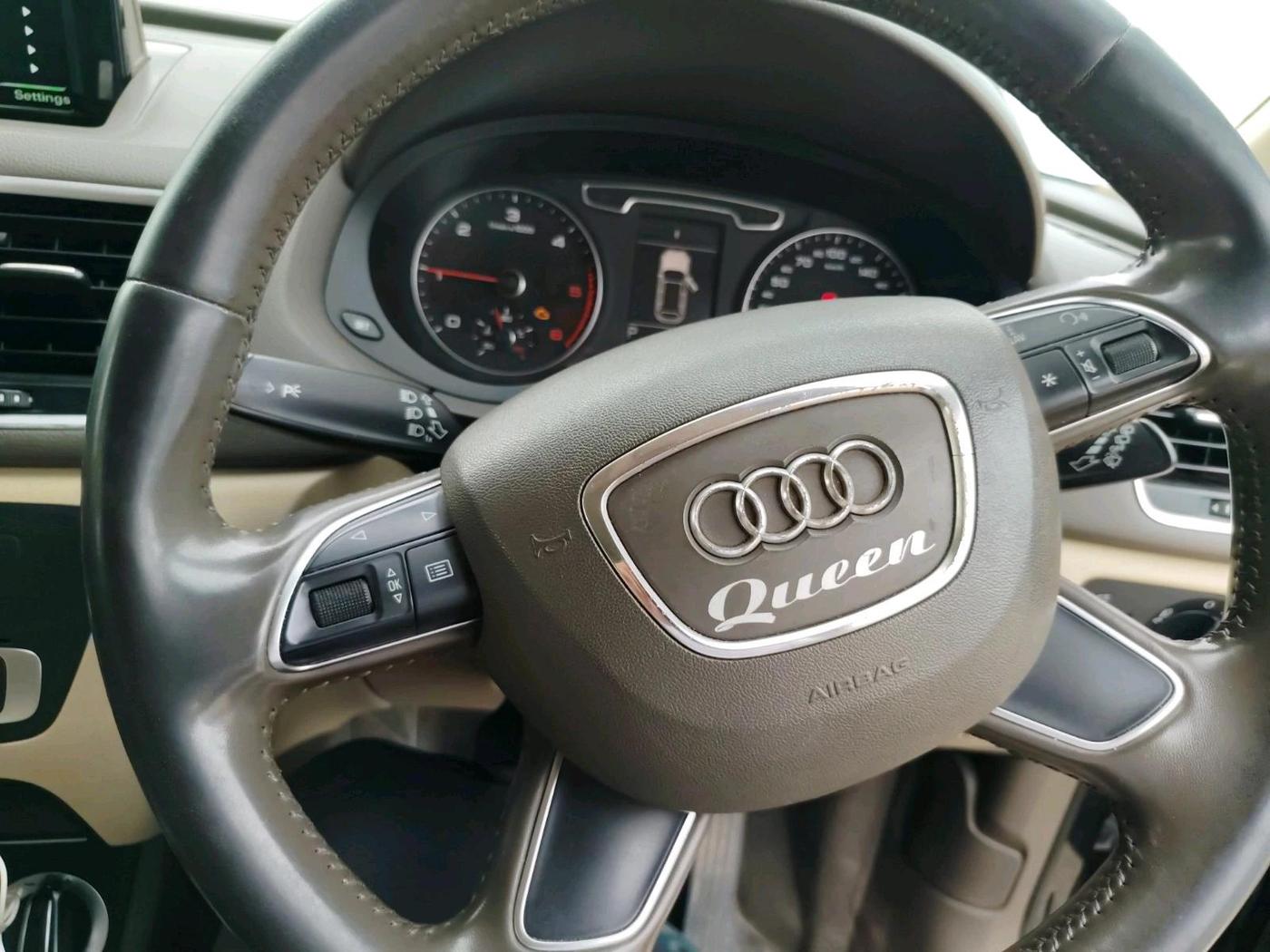 2015 Audi Q3 35 TDI Quattro, Diesel, Automatic, 79,378 km, interior