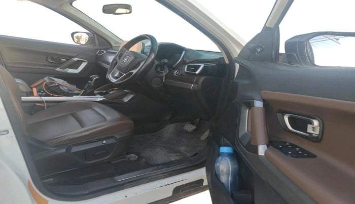 2022 Tata Harrier XZA PLUS 2.0L, Diesel, Automatic, 1,30,981 km, interior