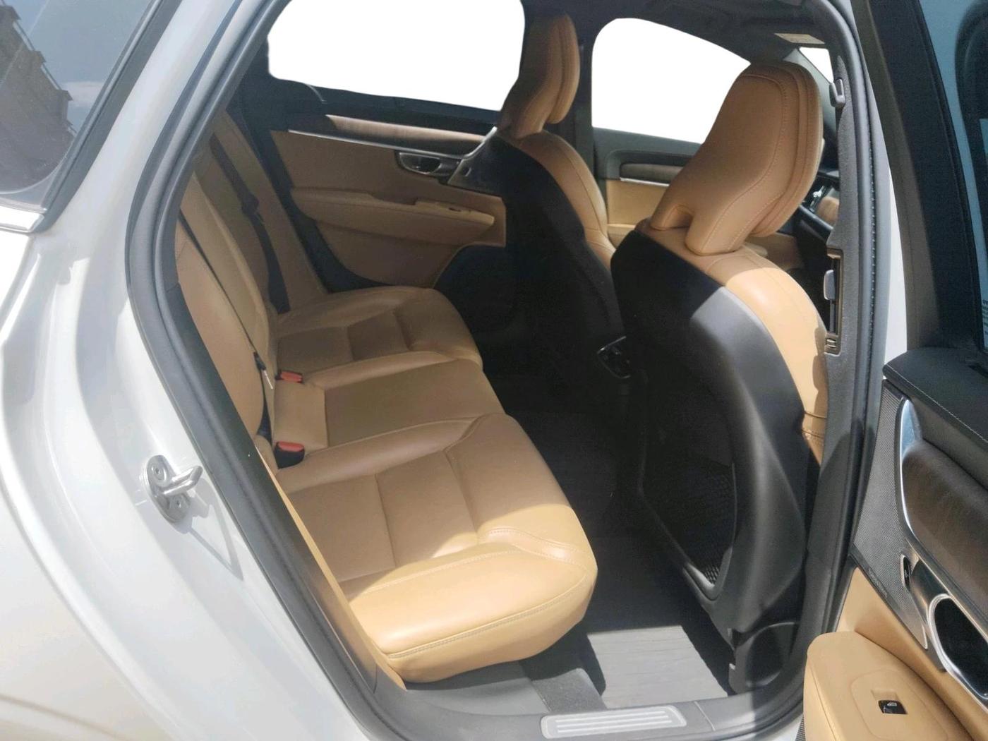 2022 Volvo S90 B5 INSCRIPTION, Petrol, Automatic, 22,778 km, interior