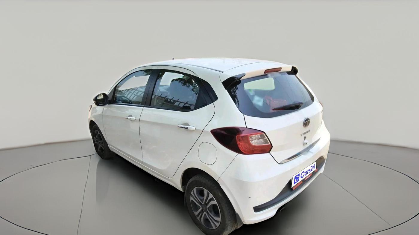 2024 Tata Tiago  XZA Plus CNG, CNG, Automatic, 42,669 km, exterior