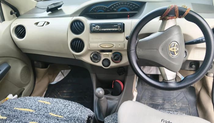 2015 Toyota Etios G, Petrol, Manual, 89,365 km, interior