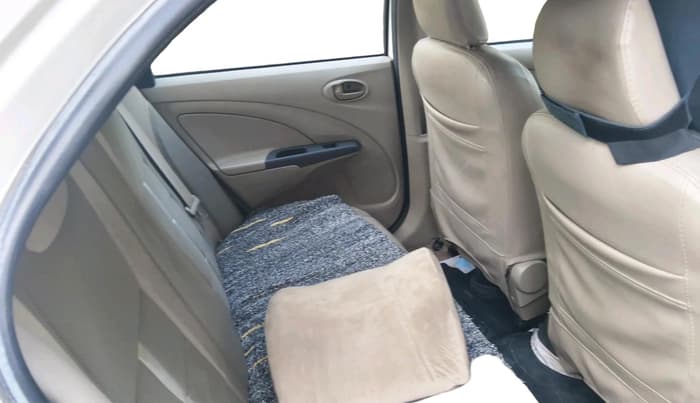 2015 Toyota Etios G, Petrol, Manual, 89,365 km, interior