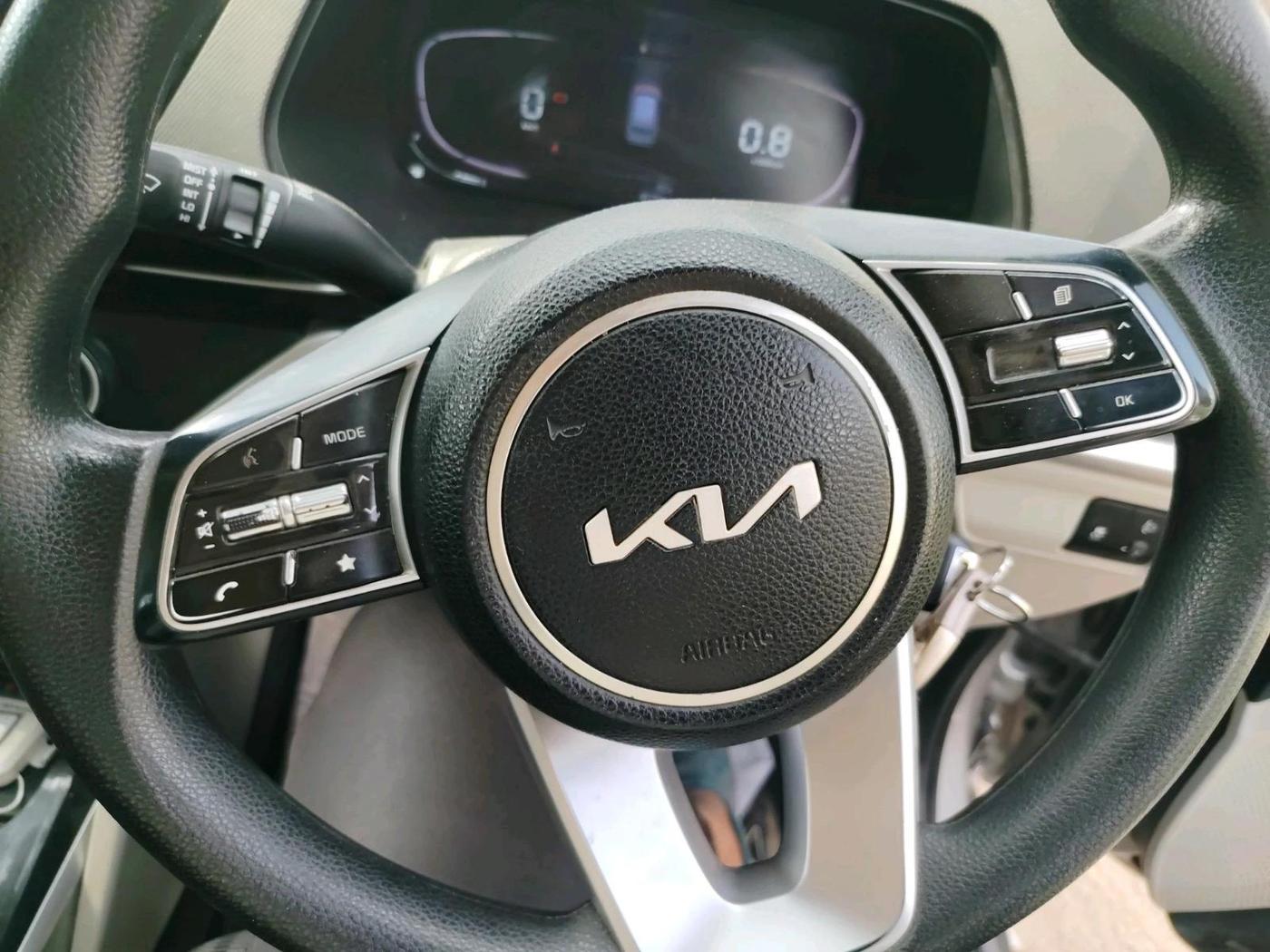 2022 KIA CARENS PRESTIGE 1.5 PETROL 7 STR, Petrol, Manual, 45,751 km, interior