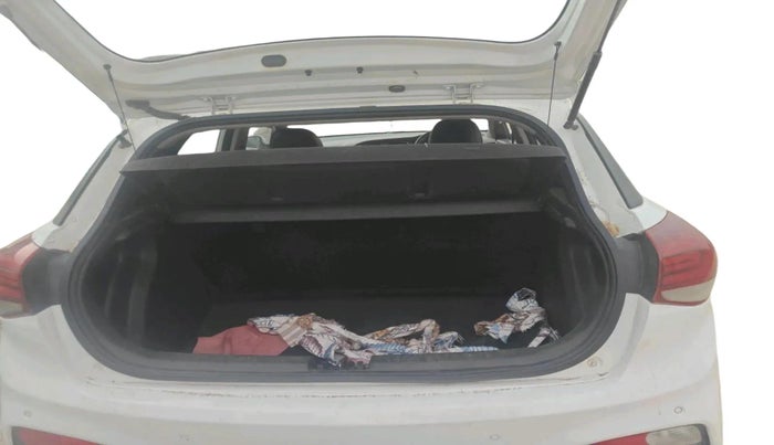 2019 Hyundai Elite i20 MAGNA PLUS 1.2, Petrol, Manual, 66,052 km, exterior