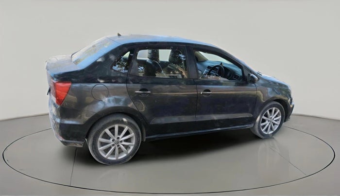 2017 Volkswagen Ameo HIGHLINE PLUS 1.5L AT 16 ALLOY, Diesel, Automatic, 1,59,151 km, exterior