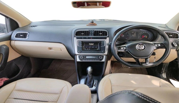 2017 Volkswagen Ameo HIGHLINE PLUS 1.5L AT 16 ALLOY, Diesel, Automatic, 1,59,151 km, interior