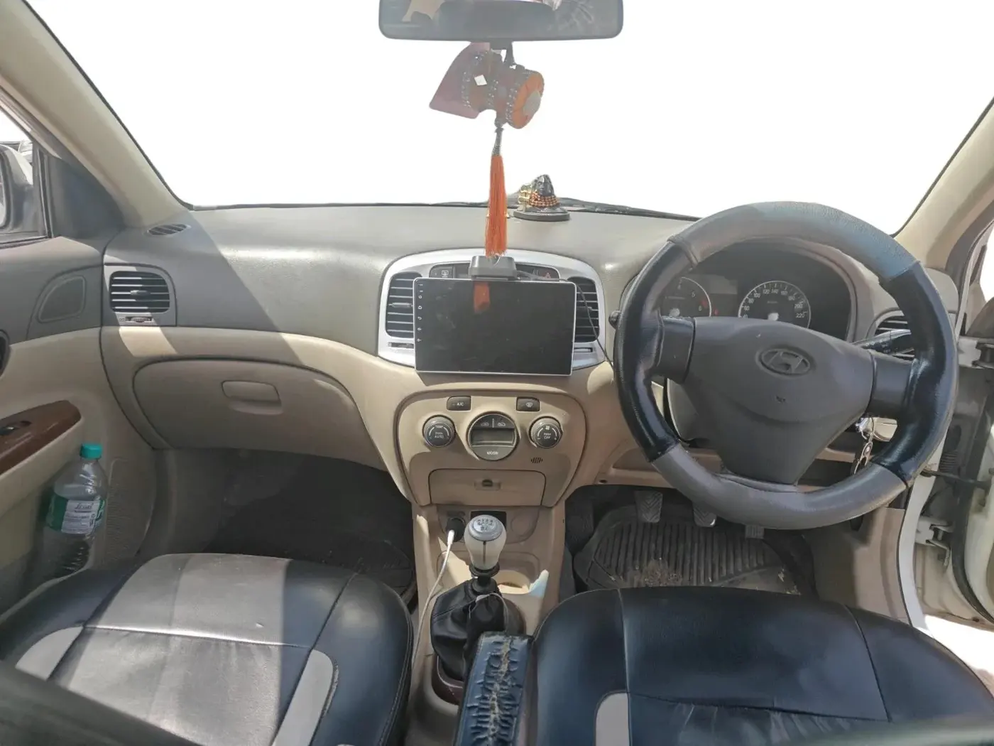 2009 Hyundai Verna VGT CRDI SX 1.5, Diesel, Manual, 2,17,427 km, interior