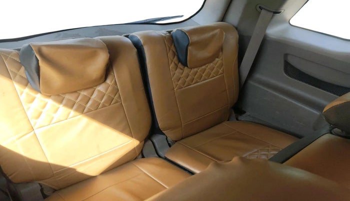 2012 Mahindra XUV500 W8, Diesel, Manual, 1,60,200 km, interior