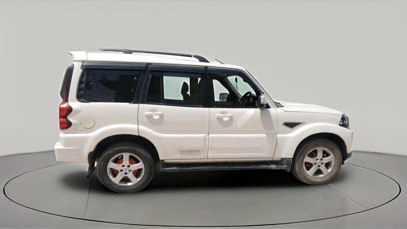2021 Mahindra Scorpio S11 2WD, Diesel, Manual, 94,603 km, exterior