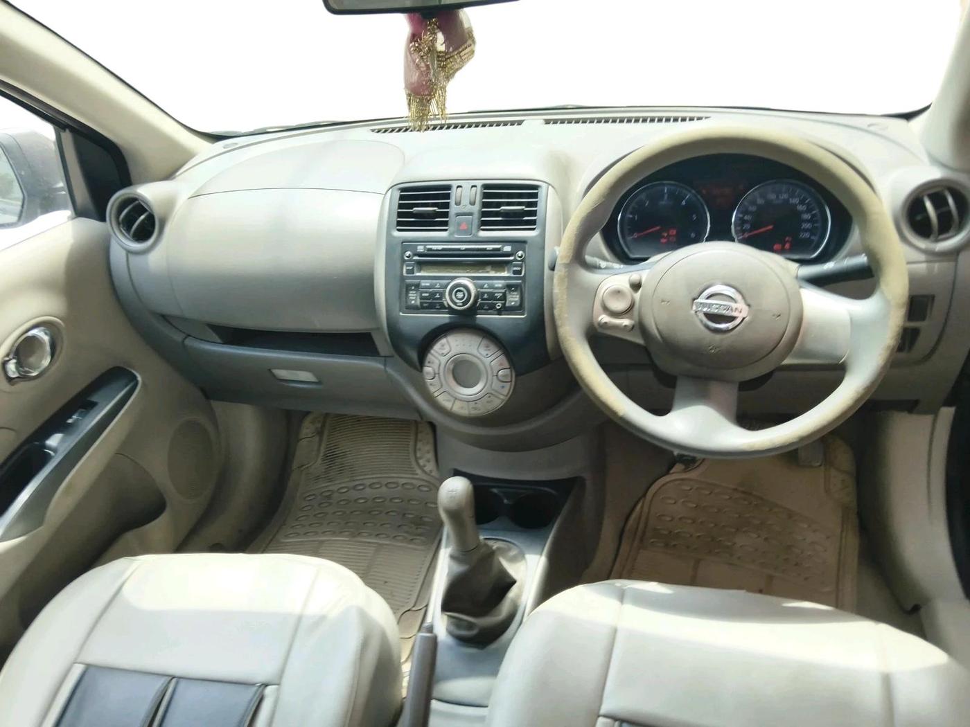 2012 Nissan Sunny XV DIESEL, Diesel, Manual, 85,489 km, interior