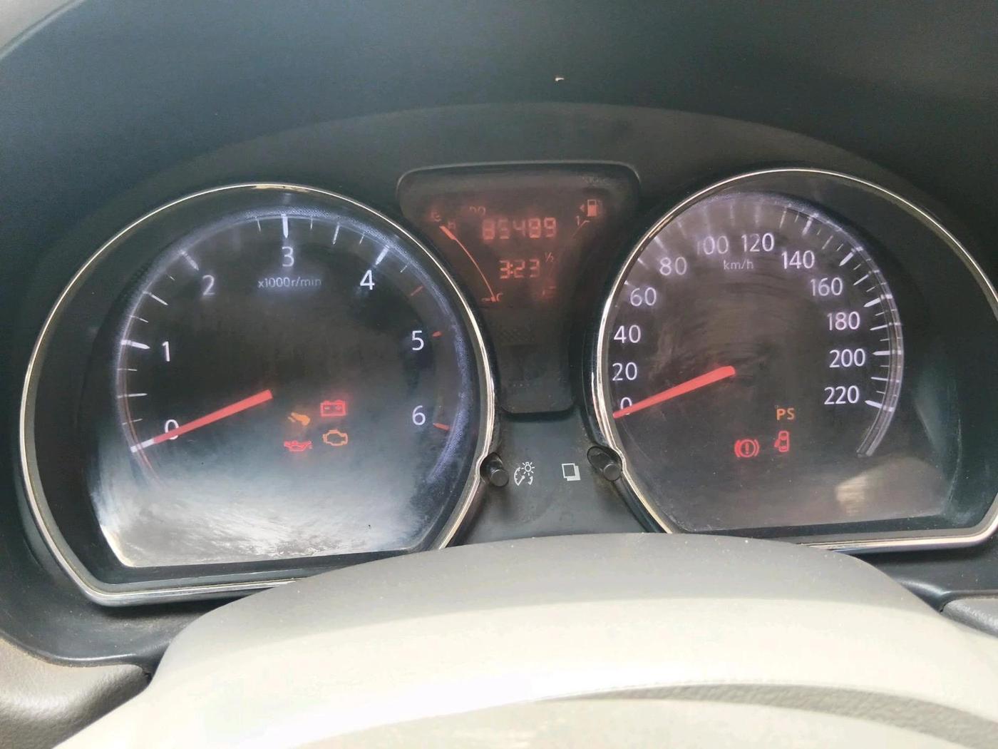 2012 Nissan Sunny XV DIESEL, Diesel, Manual, 85,489 km, interior