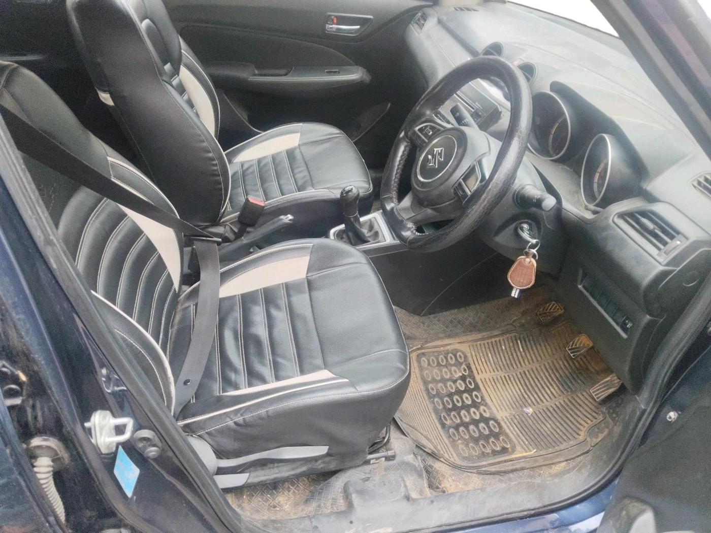 2018 Maruti Swift VXI, Petrol, Manual, 25,729 km, interior