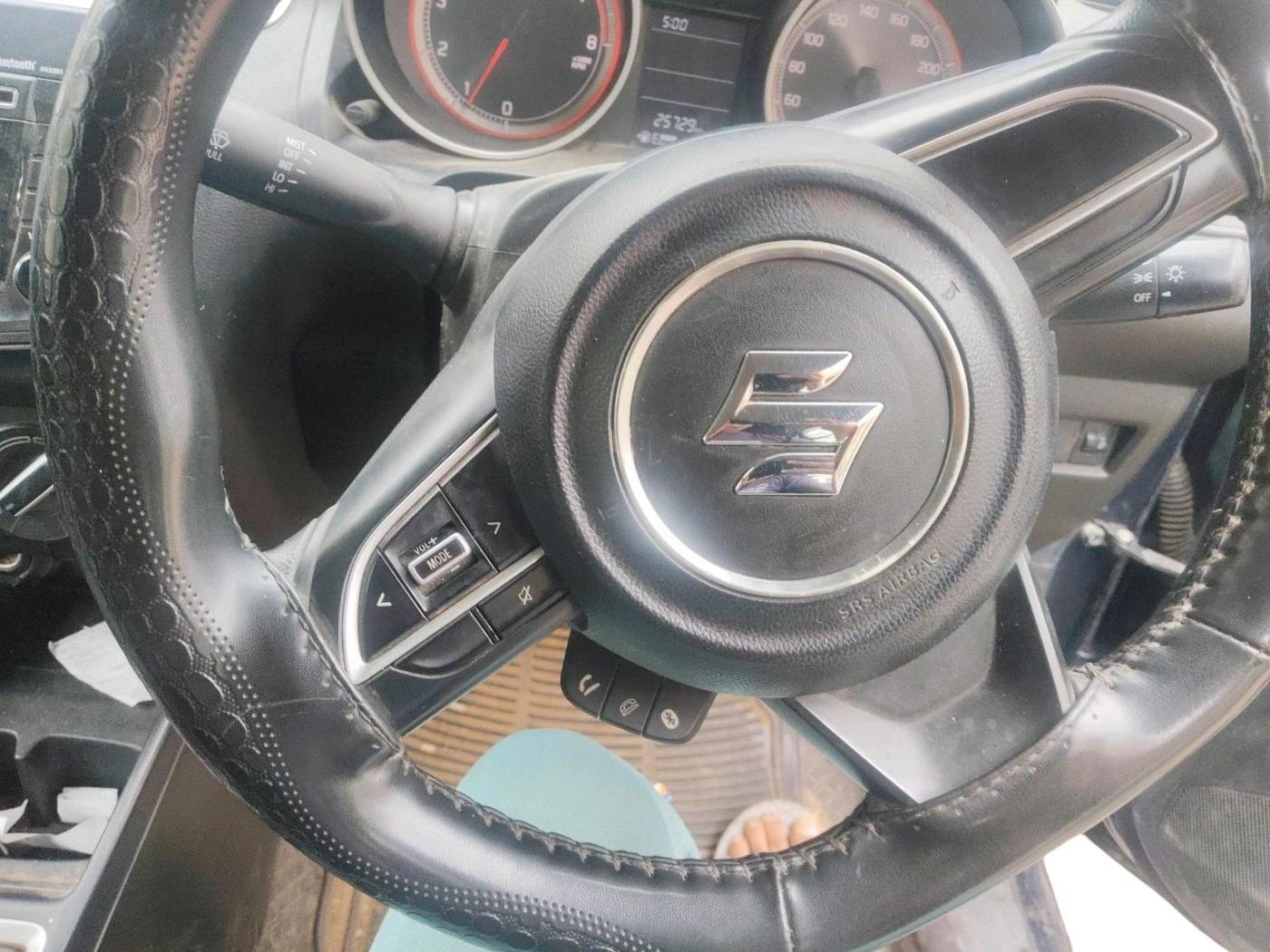 2018 Maruti Swift VXI, Petrol, Manual, 25,729 km, interior