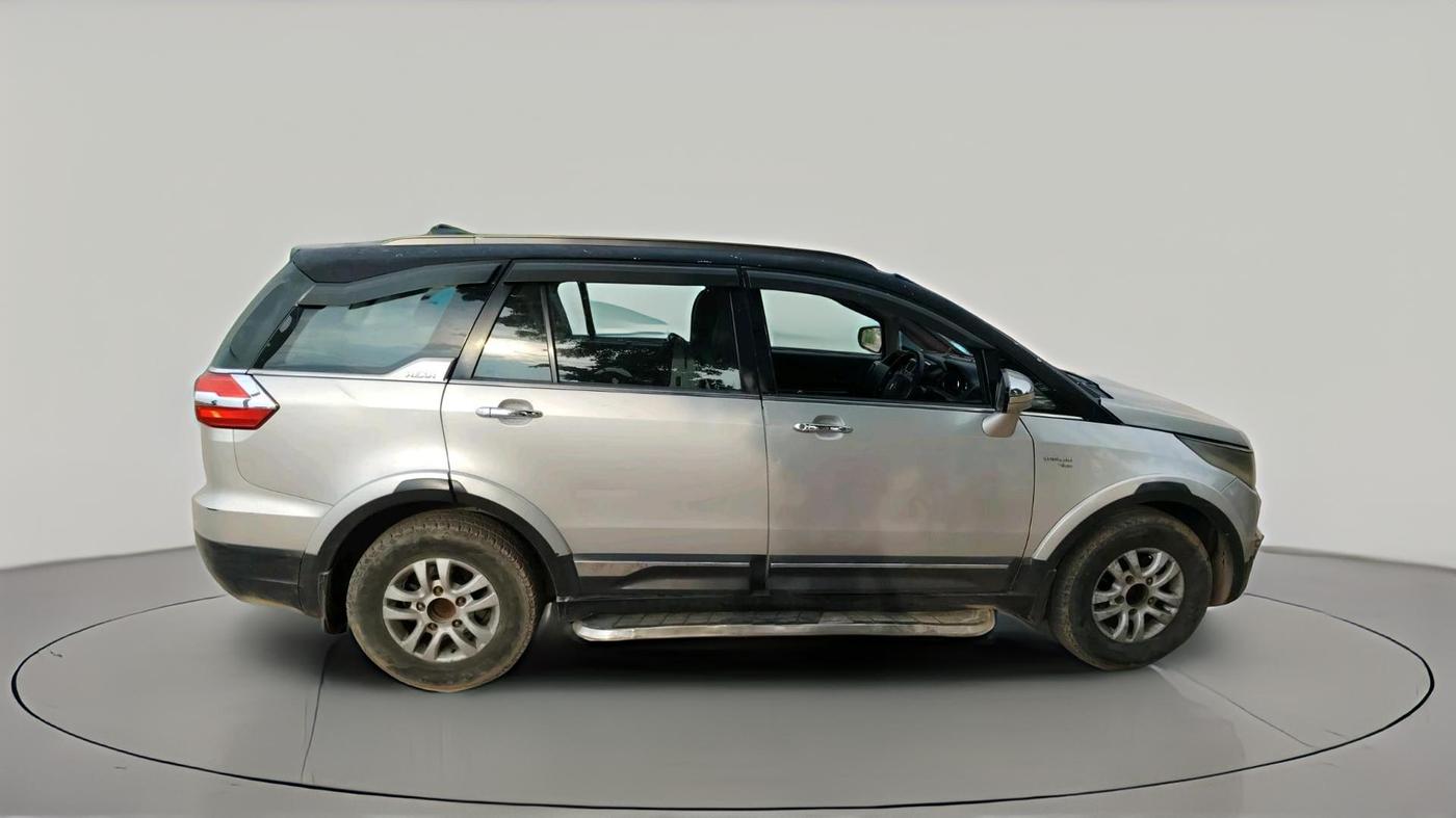 2017 Tata Hexa XTA 4X2 7 STR, Diesel, Automatic, 2,47,473 km, exterior