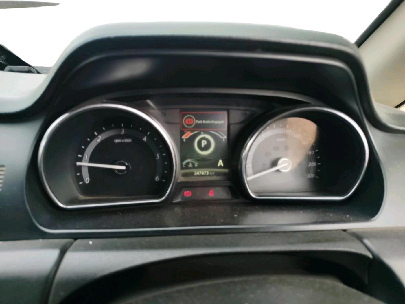 2017 Tata Hexa XTA 4X2 7 STR, Diesel, Automatic, 2,47,473 km, interior