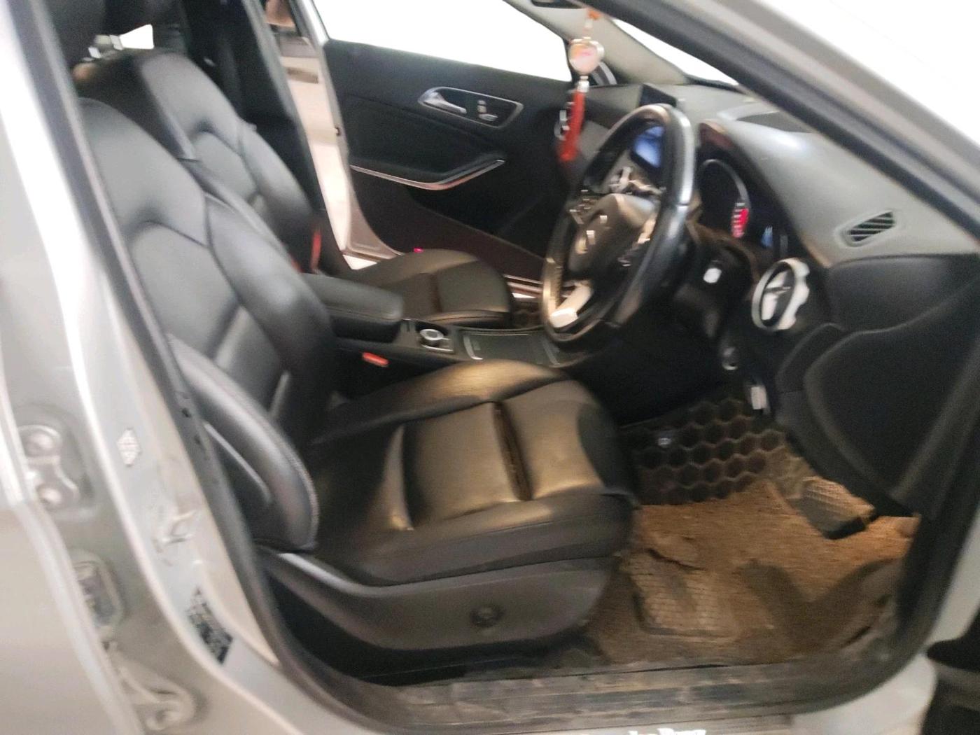 2018 Mercedes Benz GLA Class 200 D Sports, Diesel, Automatic, 1,17,648 km, interior