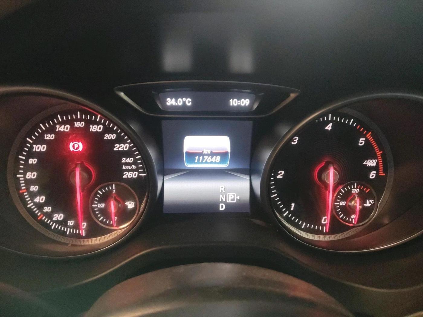 2018 Mercedes Benz GLA Class 200 D Sports, Diesel, Automatic, 1,17,648 km, interior
