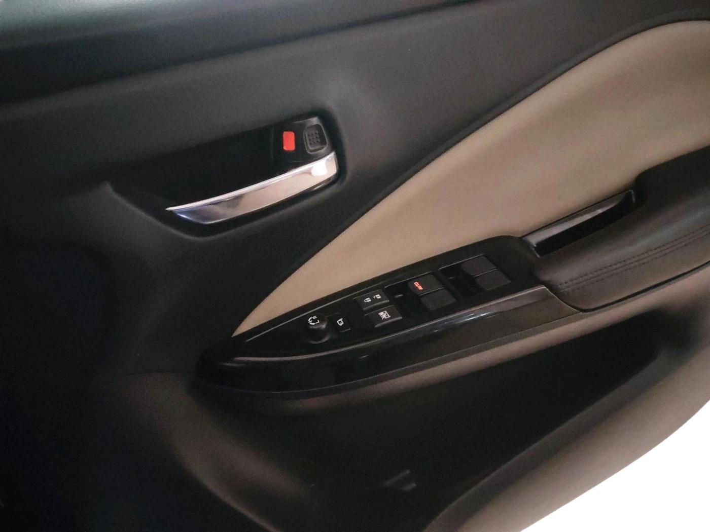 2024 Toyota Glanza V AMT, Petrol, Automatic, 22,169 km, interior