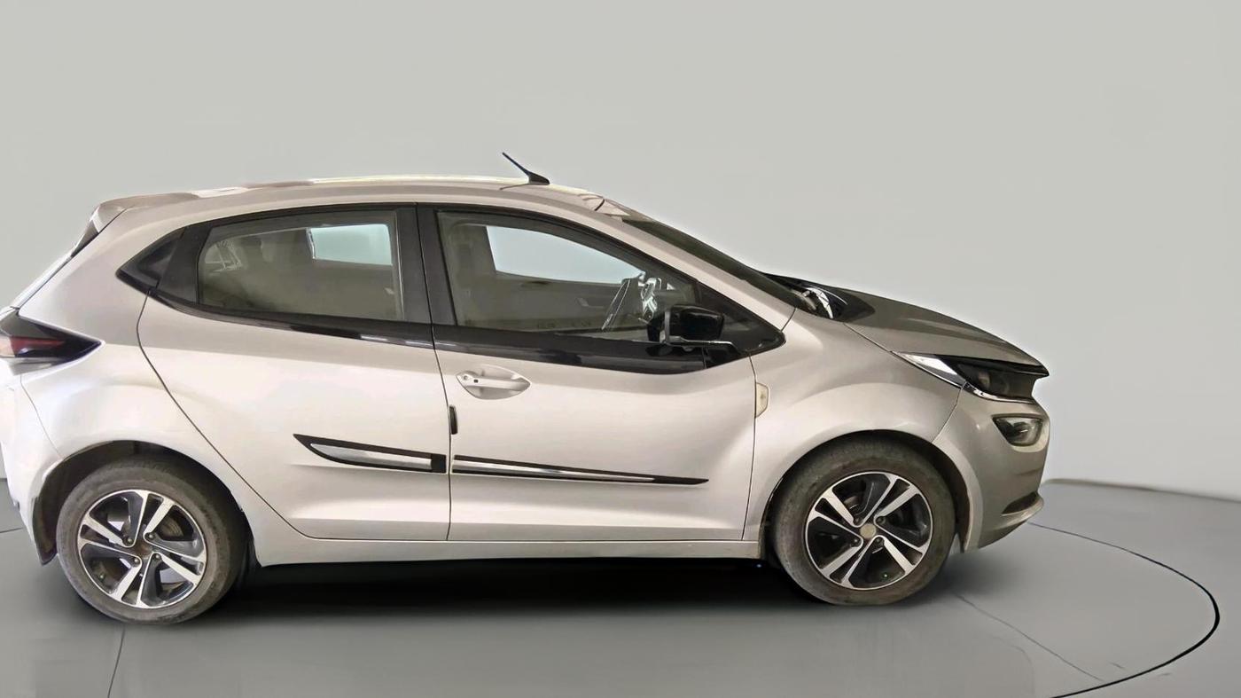 2020 Tata ALTROZ XZ PETROL, Petrol, Manual, 1,01,088 km, exterior