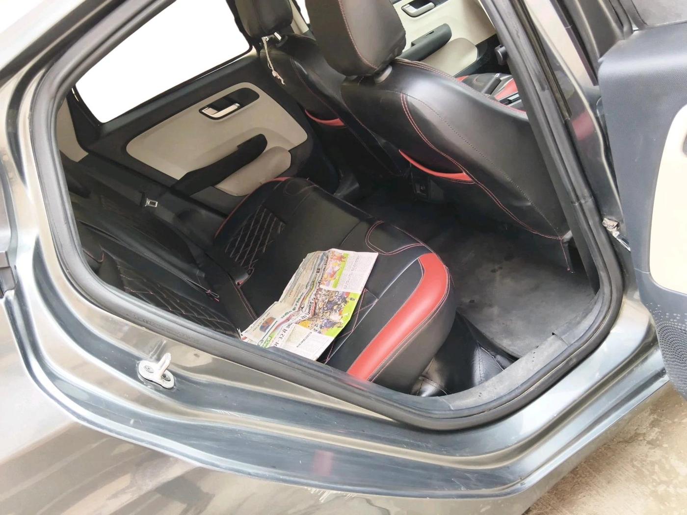 2024 Tata ALTROZ  XZ PLUS (S) , Diesel, Manual, 44,931 km, interior