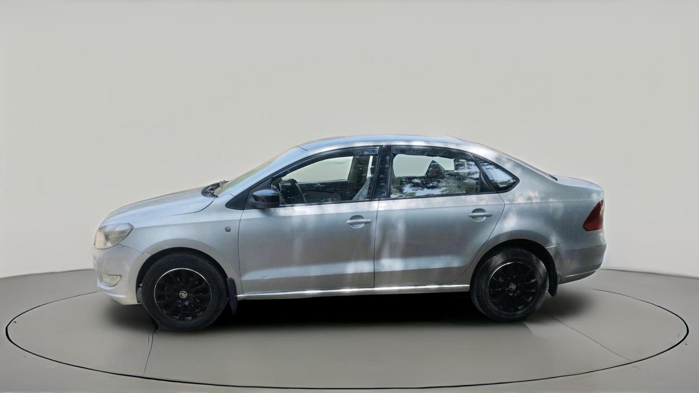 2015 Skoda Rapid 1.5 TDI CR ELEGANCE AT, Diesel, Automatic, 1,07,900 km, exterior