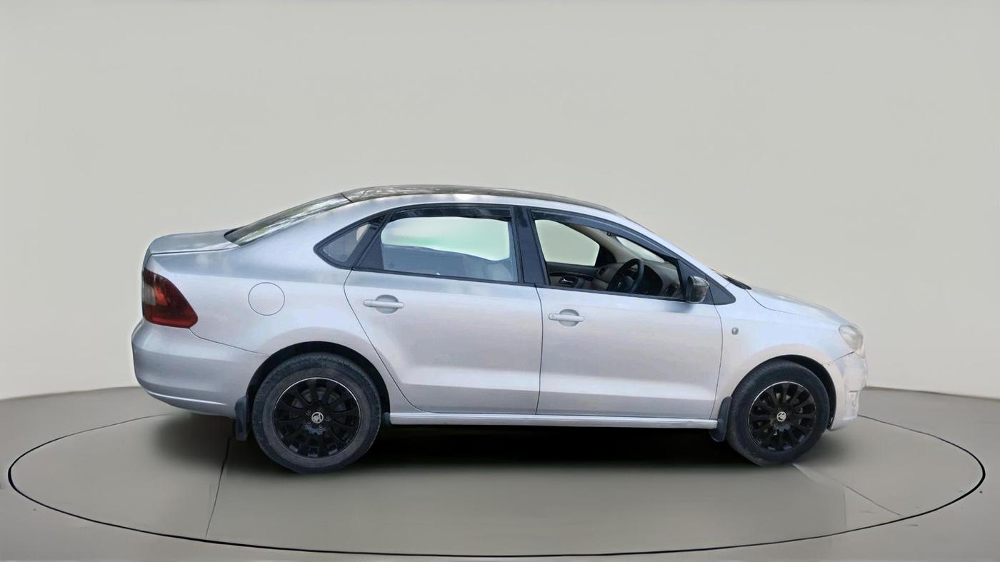 2015 Skoda Rapid 1.5 TDI CR ELEGANCE AT, Diesel, Automatic, 1,07,900 km, exterior