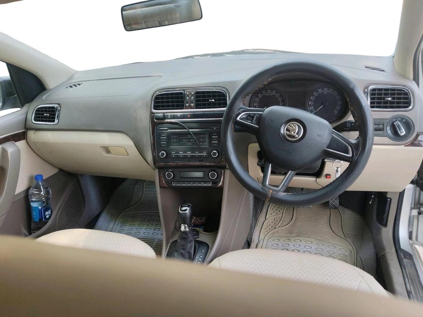 2015 Skoda Rapid 1.5 TDI CR ELEGANCE AT, Diesel, Automatic, 1,07,900 km, interior