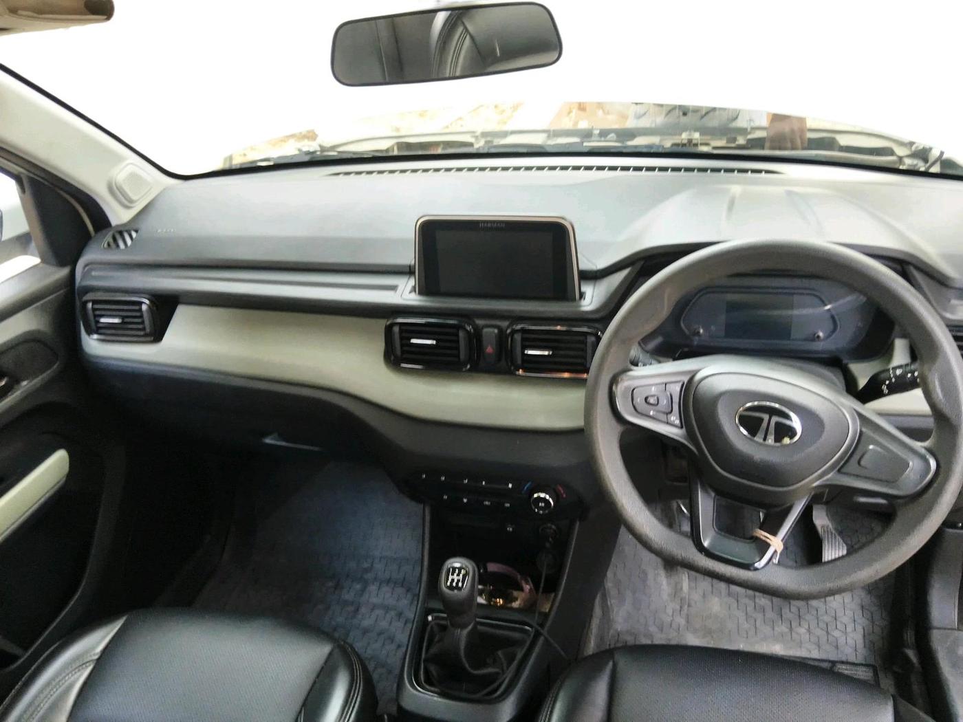 2024 Tata PUNCH ADVENTURE MT CNG , CNG, Manual, 13,223 km, interior