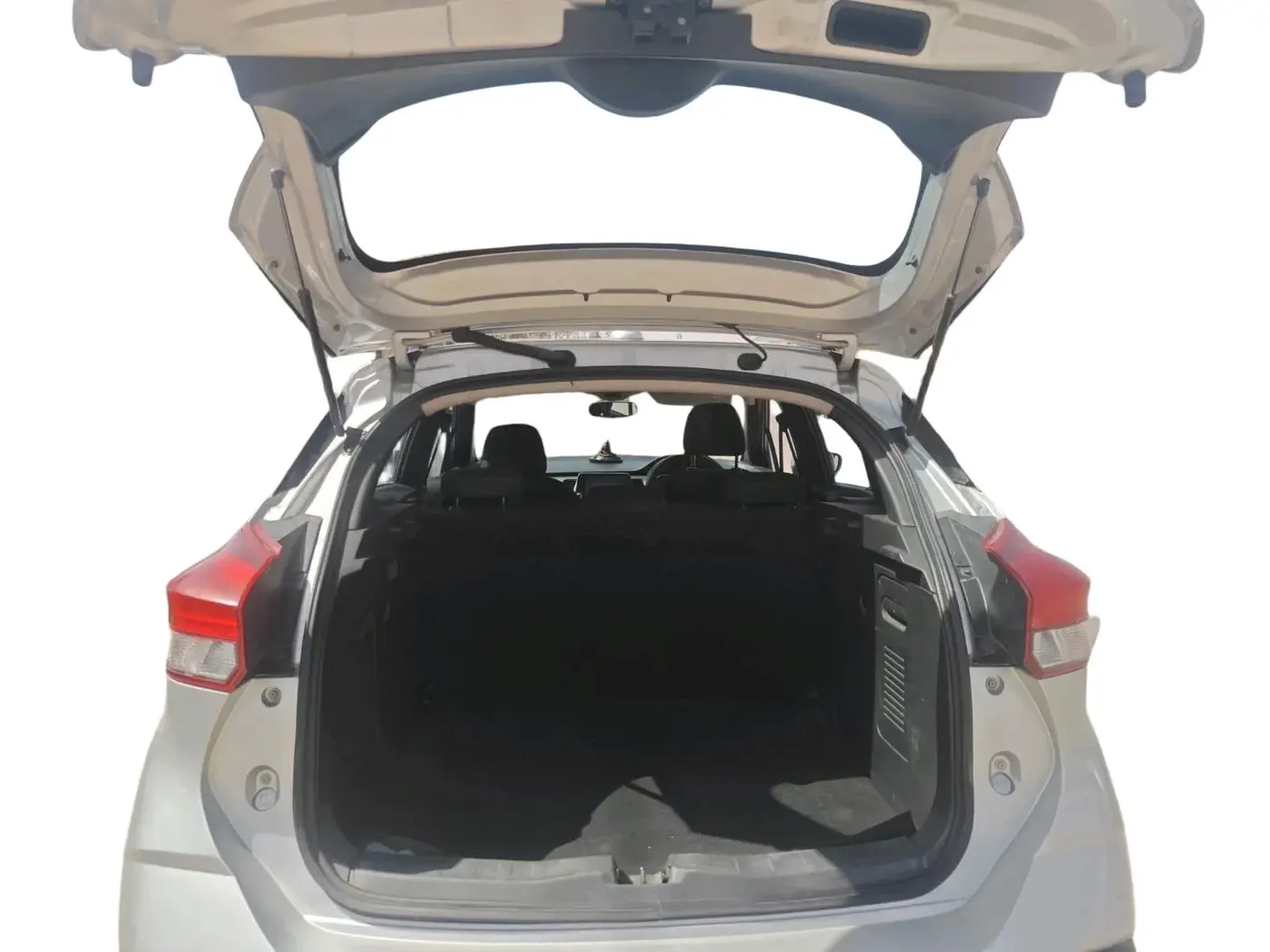 2021 Nissan Kicks XV 1.5, Petrol, Manual, 33,850 km, exterior