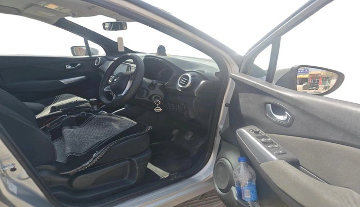 2021 Nissan Kicks XV 1.5, Petrol, Manual, 32,513 km, interior