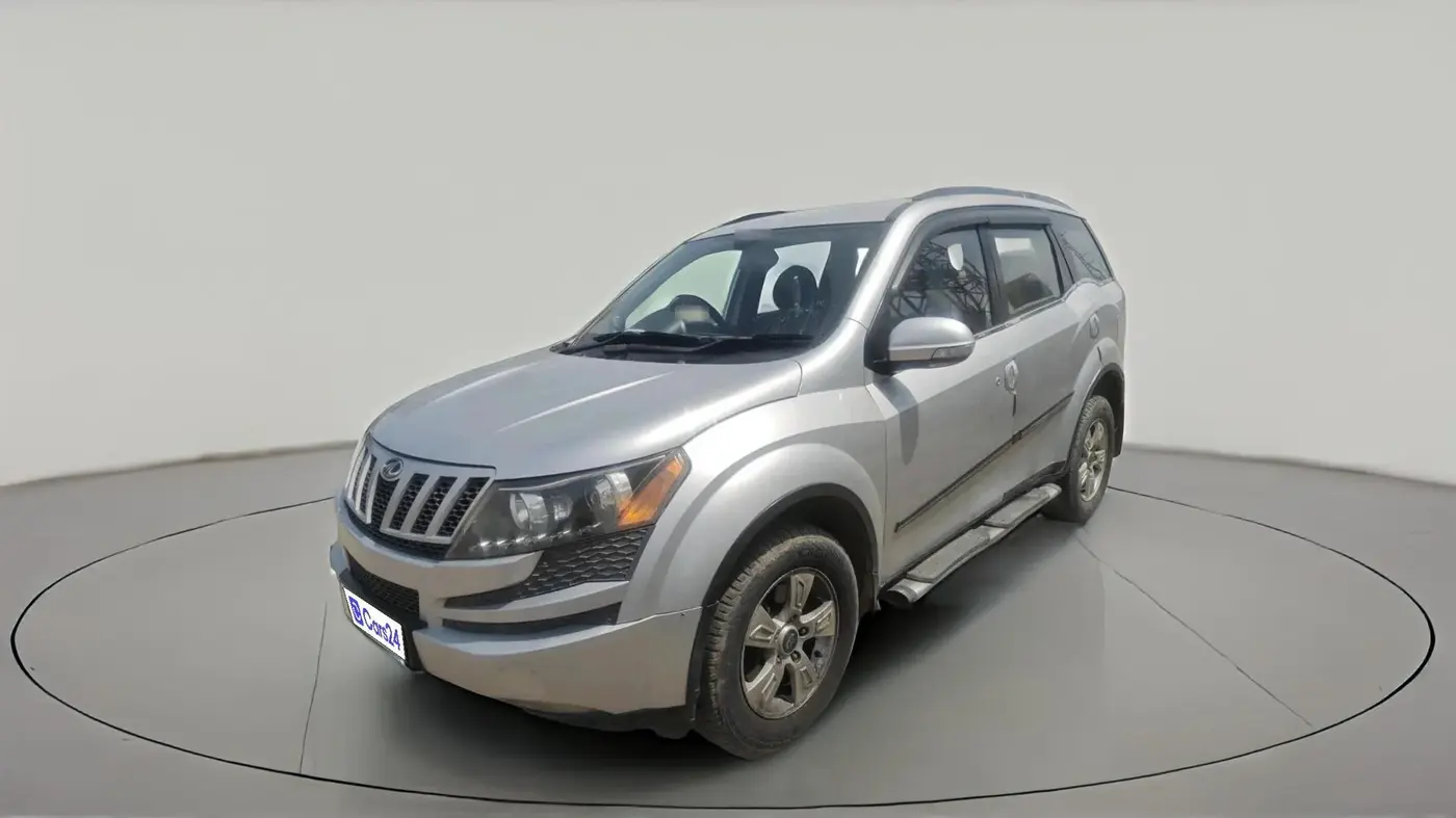 2015 Mahindra XUV500 W8, Diesel, Manual, 1,81,145 km, exterior