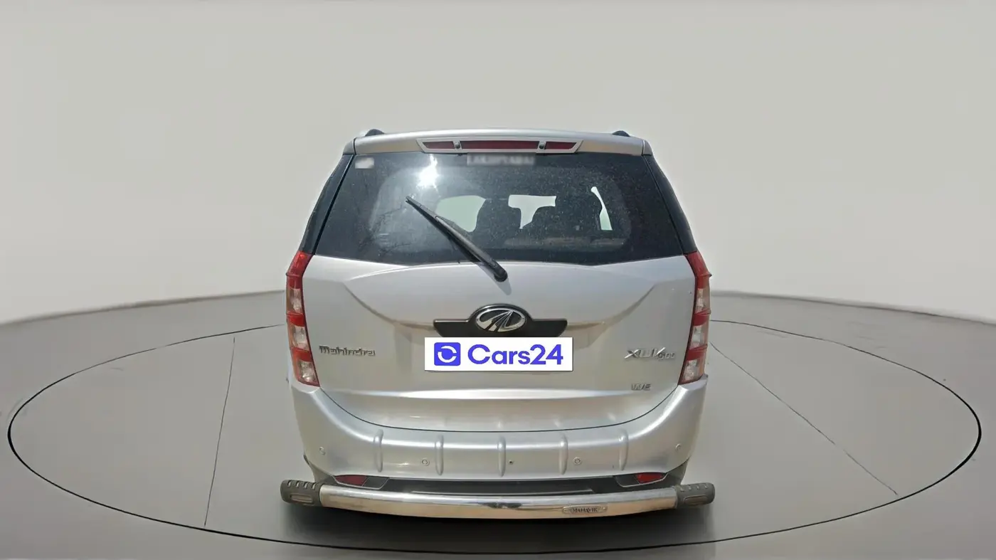 2015 Mahindra XUV500 W8, Diesel, Manual, 1,81,145 km, exterior