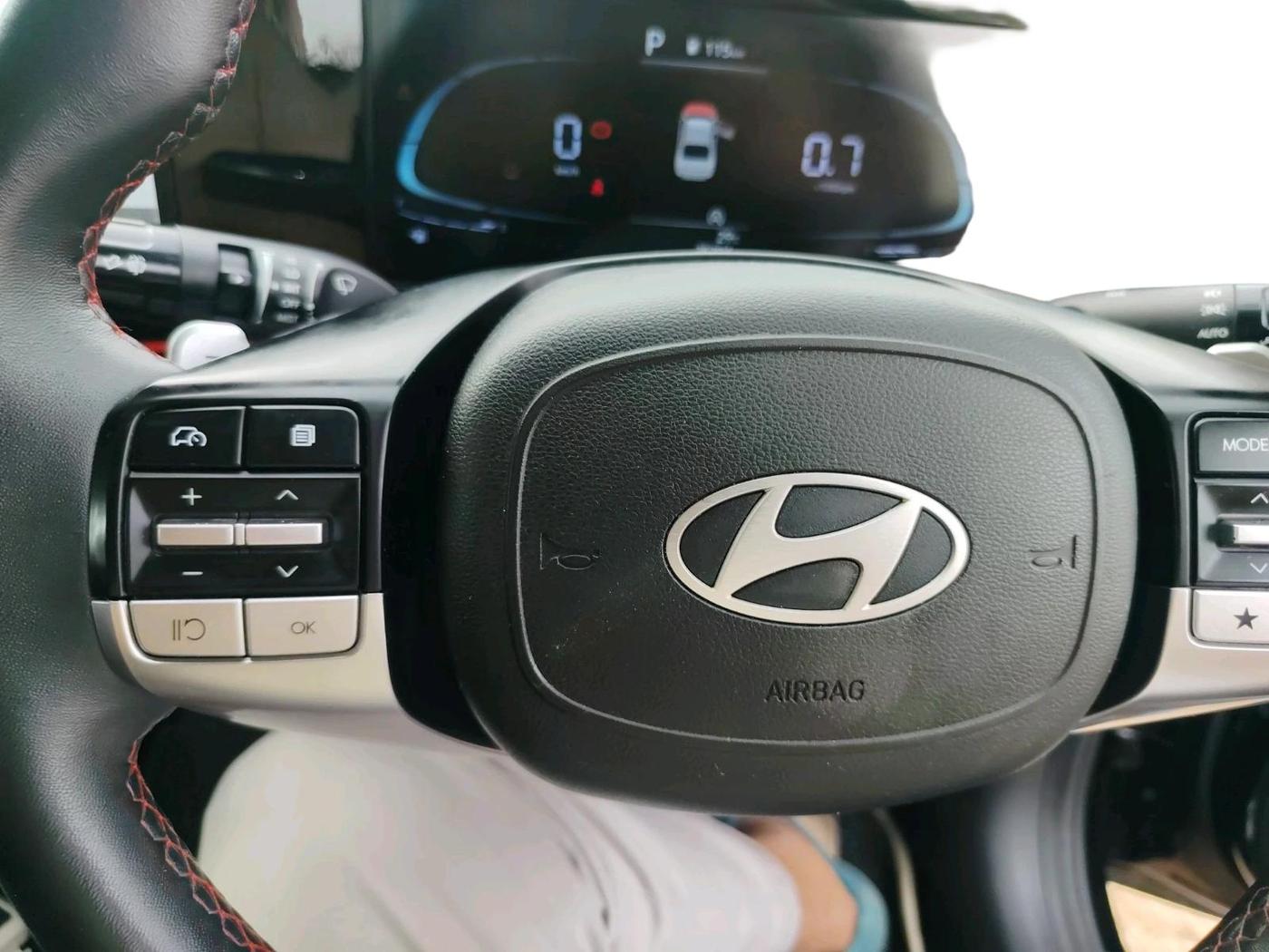 2024 Hyundai Verna  SX 1.5 Turbo DCT , Petrol, Automatic, 35,304 km, interior