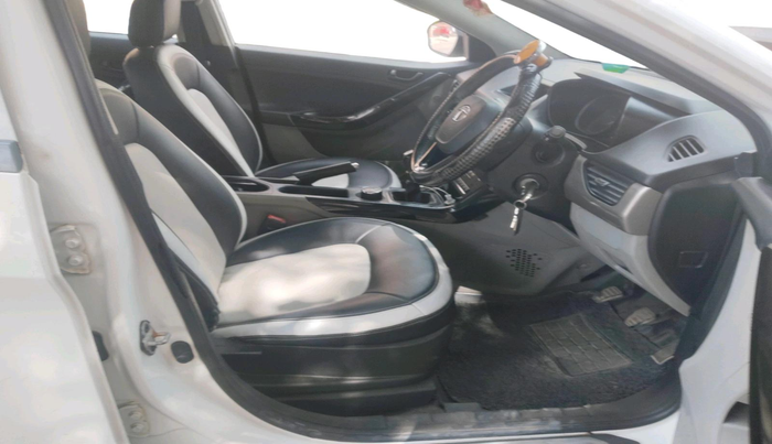 2019 Tata NEXON XM DIESEL, Diesel, Manual, 1,35,500 km, interior