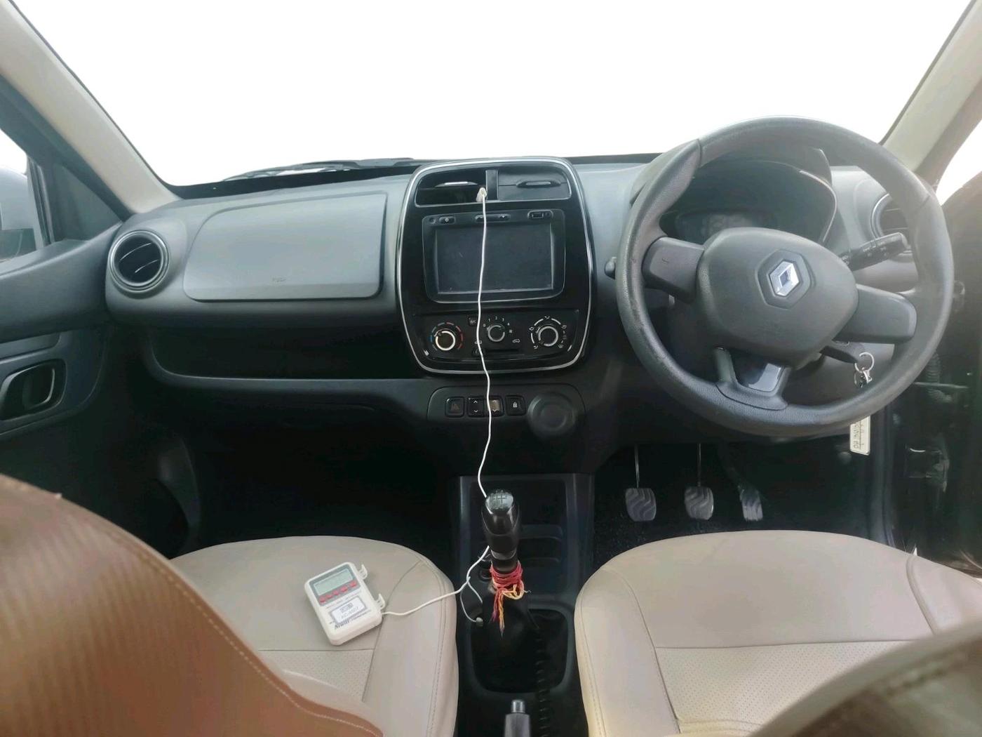 2016 Renault Kwid RXT 0.8 (O), Petrol, Manual, 88,398 km, interior