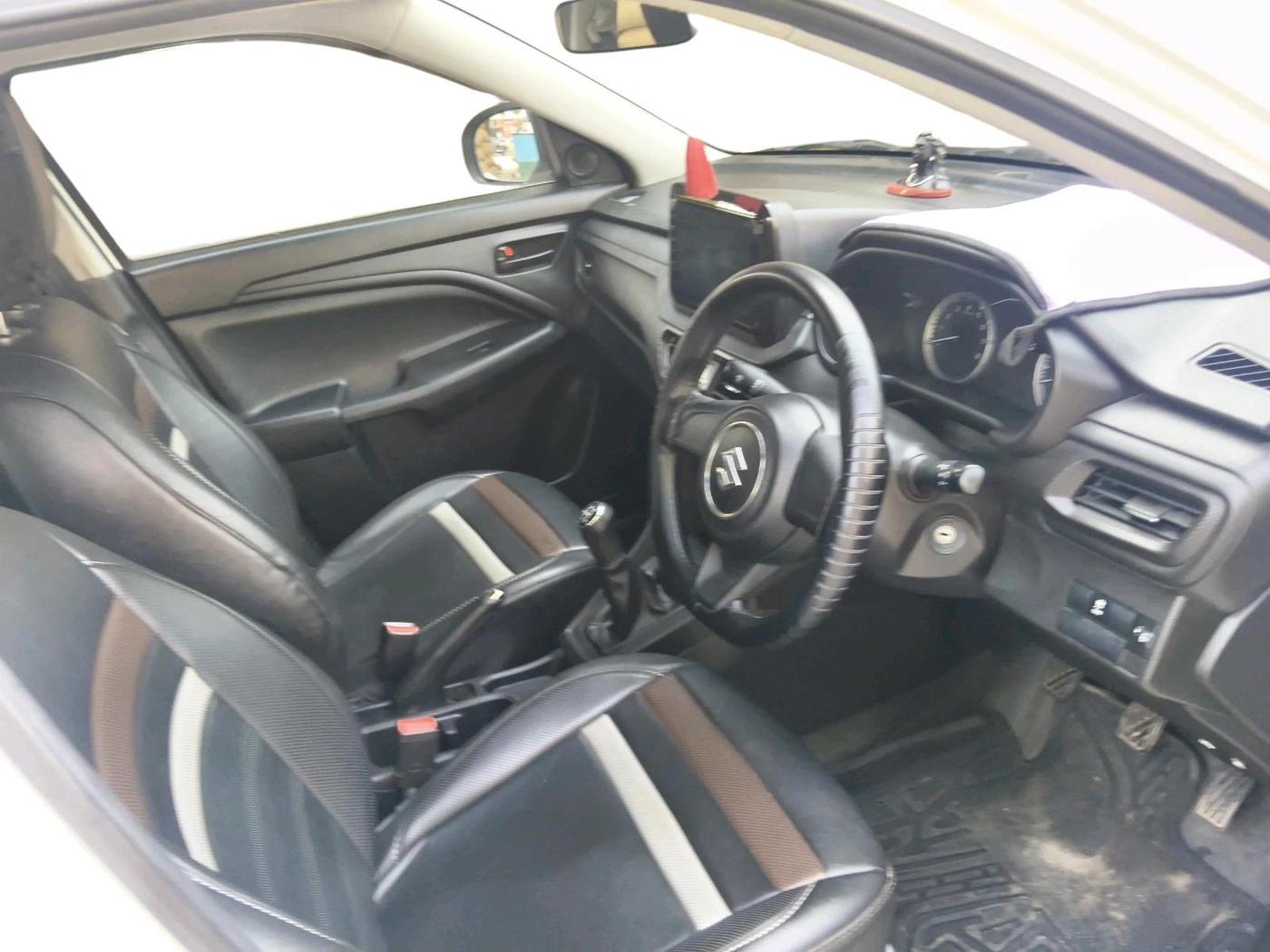 2023 Maruti BREZZA LXI, Petrol, Manual, 26,708 km, interior