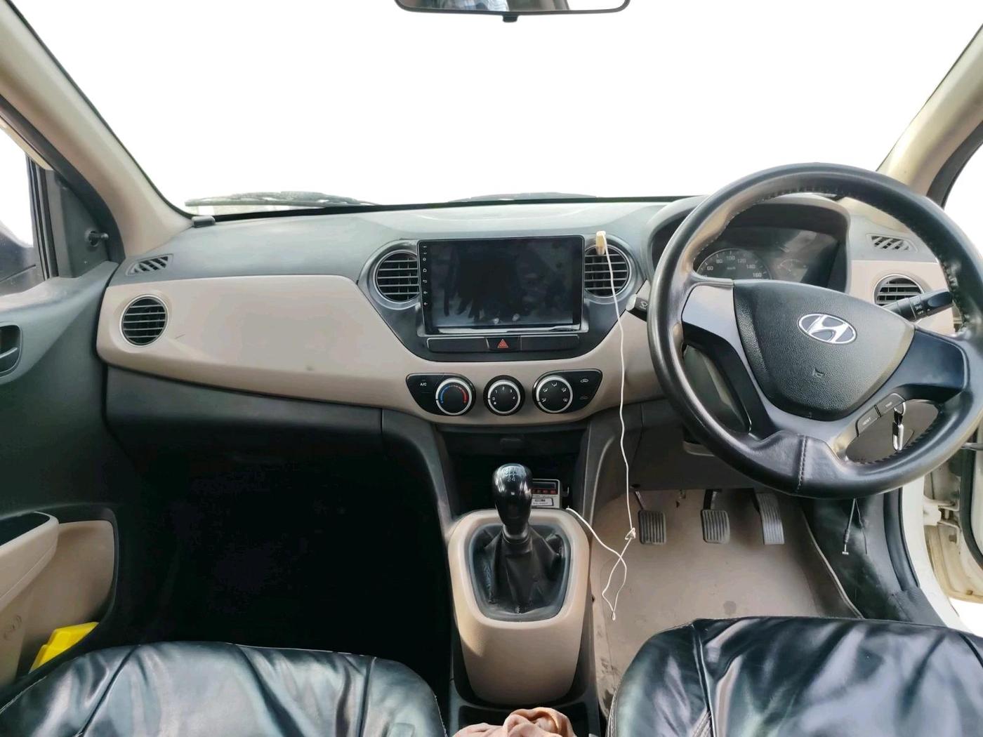 2015 Hyundai Xcent BASE 1.1, Diesel, Manual, 99,295 km, interior