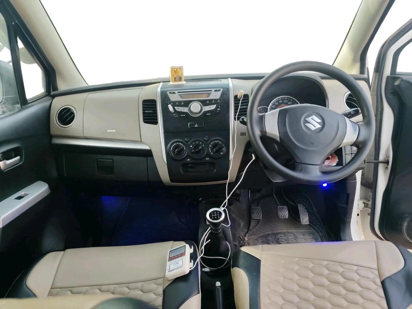 2014 Maruti Wagon R 1.0 VXI, Petrol, Manual, 62,773 km, interior
