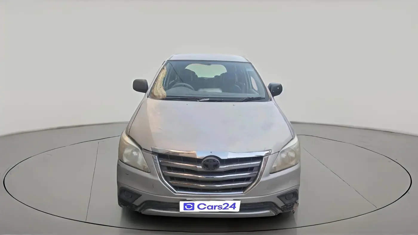 2008 Toyota Innova G4 2.5 8 STR, Diesel, Manual, 2,52,467 km, exterior
