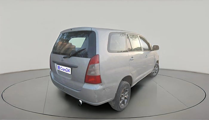 2008 Toyota Innova G4 2.5 8 STR, Diesel, Manual, 2,52,467 km, exterior
