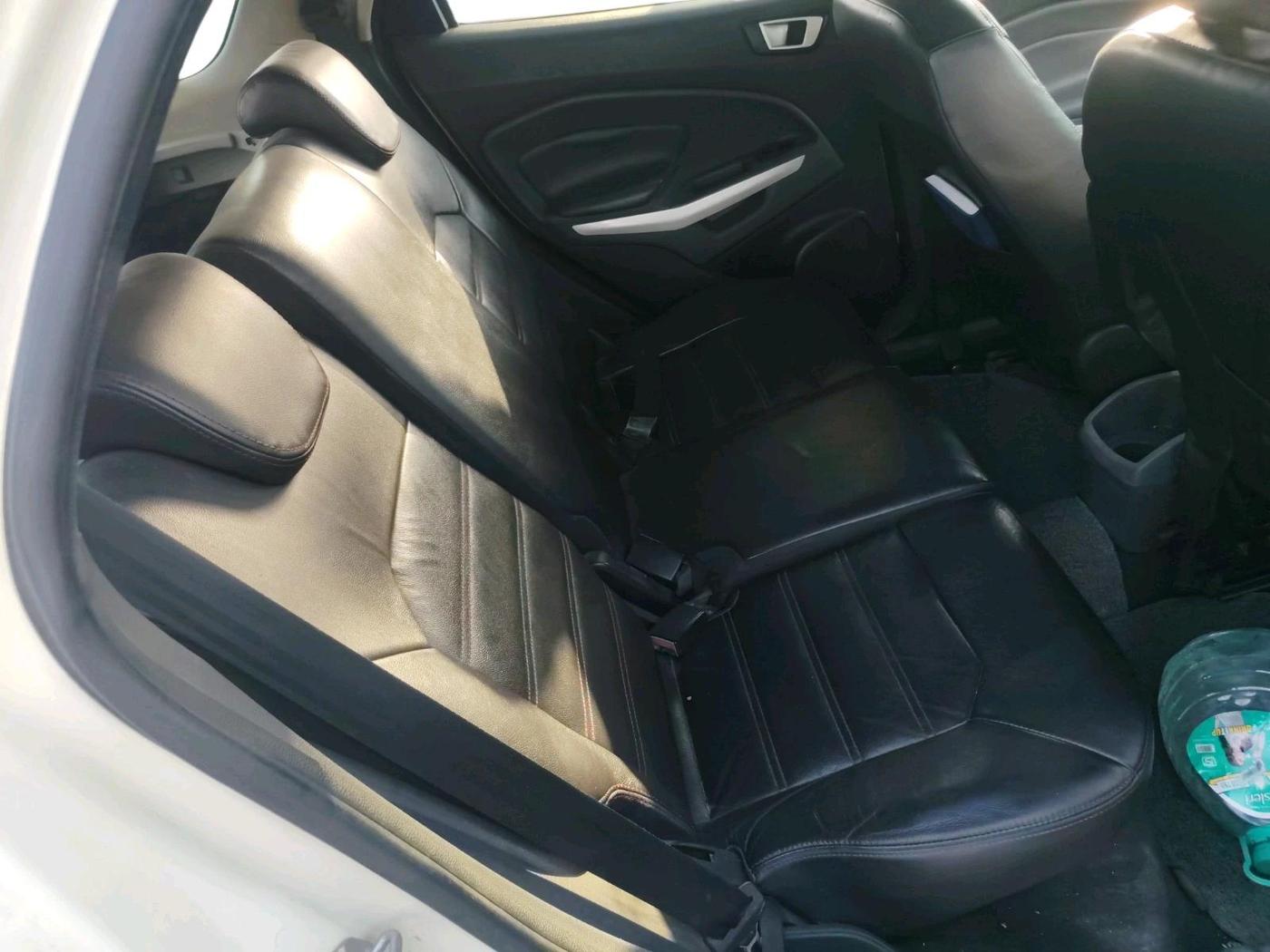 2014 Ford Ecosport TITANIUM 1.5L DIESEL, Diesel, Manual, 3,50,349 km, interior