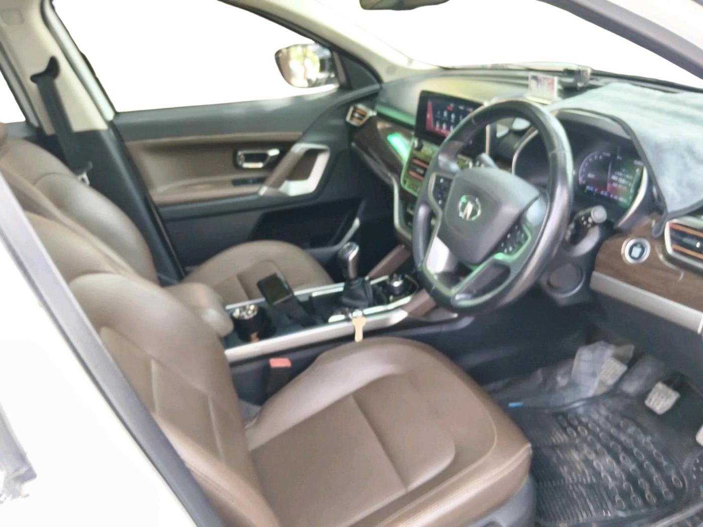 2022 Tata Harrier XZ PLUS 2.0L DUAL TONE, Diesel, Manual, 38,726 km, interior