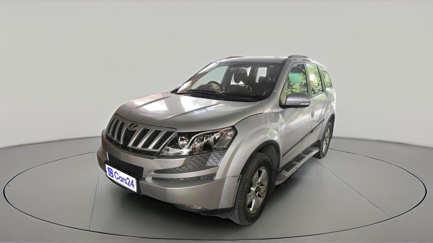 2014 Mahindra XUV500 W8, Diesel, Manual, 1,44,358 km, exterior
