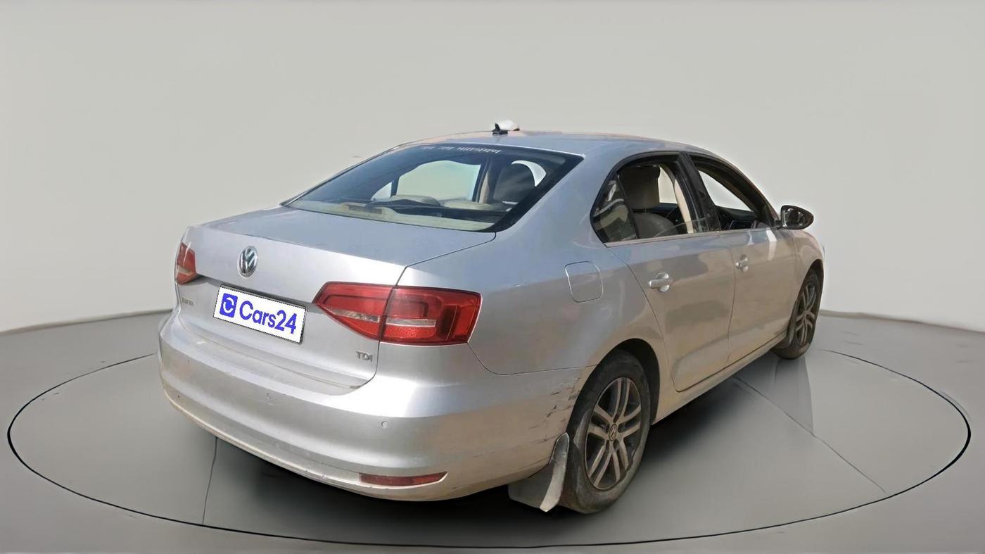 2015 Volkswagen Jetta HIGHLINE TDI AT, Diesel, Automatic, 2,35,355 km, exterior