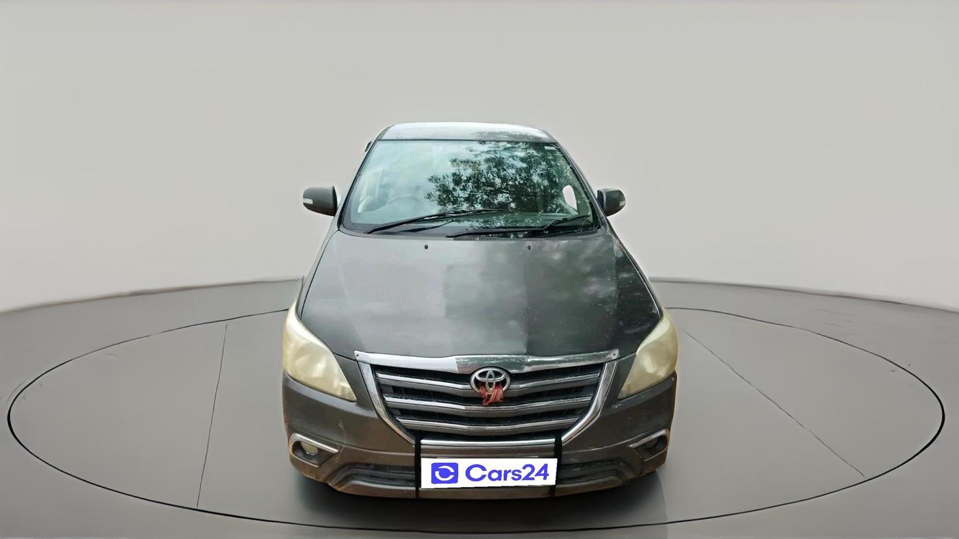2014 Toyota Innova 2.5 ZX 7 STR, Diesel, Manual, 95,521 km, exterior