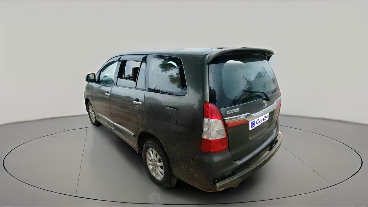 2014 Toyota Innova 2.5 ZX 7 STR, Diesel, Manual, 95,521 km, exterior