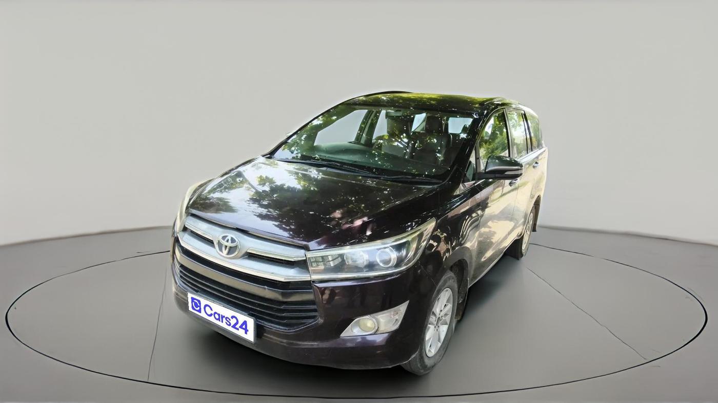 2017 Toyota Innova Crysta 2.8 ZX AT 7 STR, Diesel, Automatic, 1,52,305 km, exterior